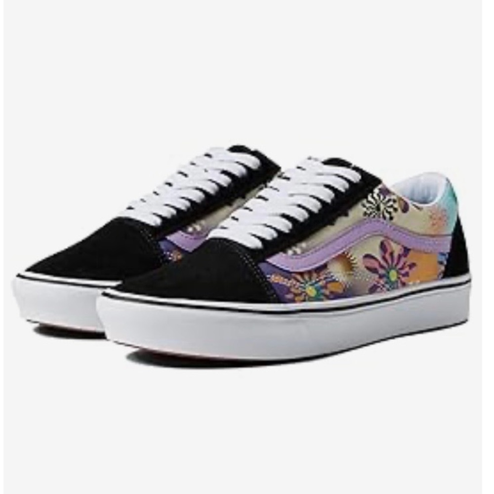Vans ComfyCush Old Skool Very unique Black and Multicolored Floral Sneakers EUC